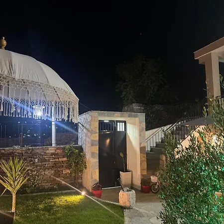 Cene Boutique 3* Gjirokastër